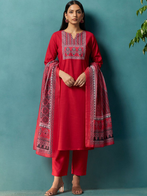 DRESOUL Women Ethnic Motifs Printed Regular Kurta with Trousers & With Dupatta