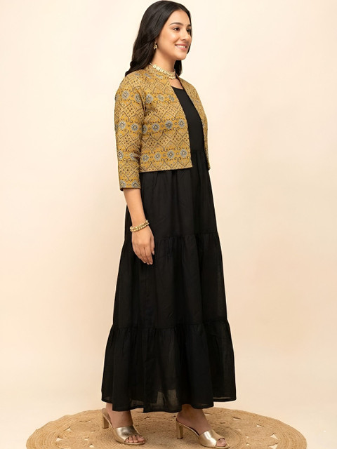 HARAYE Ethnic Motifs Print Maxi Dress