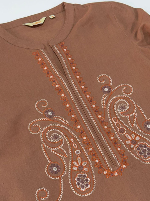 Anouk Women Ethnic Motifs Embroidered Thread Work Kurta - Image 2