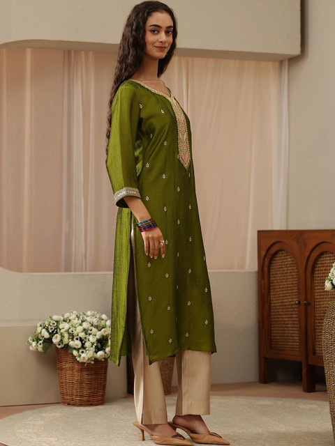 Libas Fern Green Embroidered Straight Kurta - Image 4