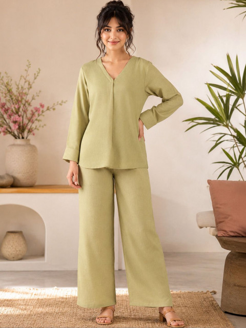 HERE&NOW Linen Solid Top with Trousers