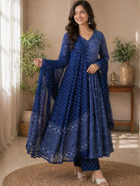 Chhipa Prints Women Ethnic Motifs Printed Regular Kurta with Trousers & With Dupatta - Image 4