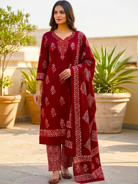 Pallakriti Fabrics Printed Pure Cotton Unstitched Dress Material