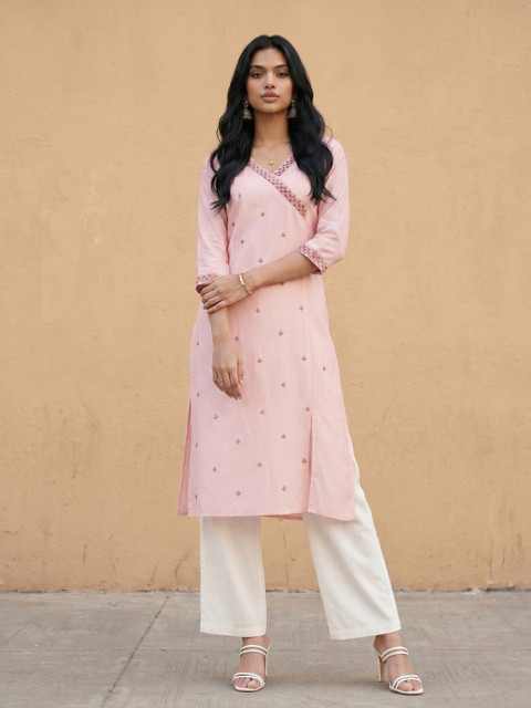 fusion by glitchez Floral Embroidered Kurta