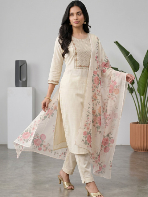 HERE&NOW Women Floral Embroidered Regular Thread Work Kurta with Trousers & With Dupatta