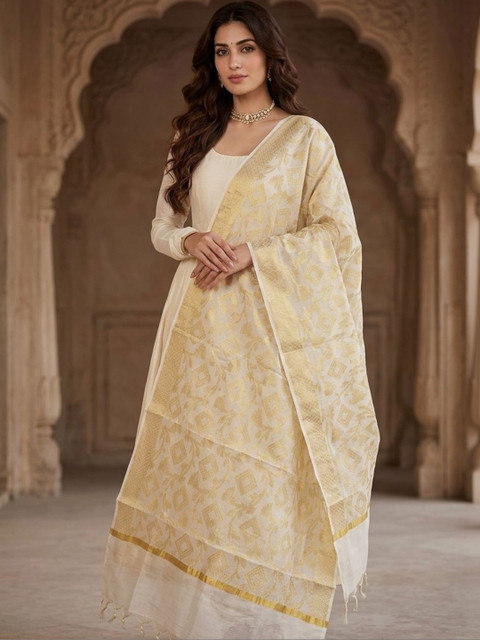 Dupatta Bazaar Ethnic Motifs Woven Design Dupatta with Zari - Image 3