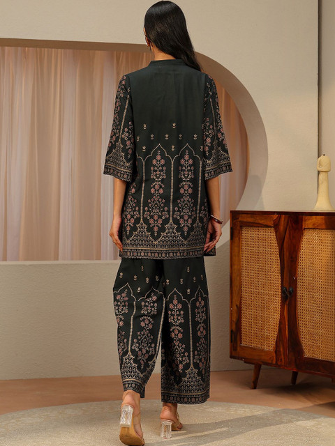 Libas Sacramento Green Floral Printed Viscose Rayon Co-Ord Set - Image 4