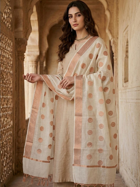 Dupatta Bazaar Woven Design Dupatta with Zari - Image 4