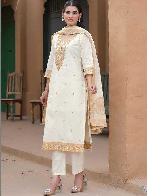 SKYLEE Women Ethnic Motifs Embroidered Regular Thread Work Pure Cotton Kurta with Trousers & With Dupatta - Image 7