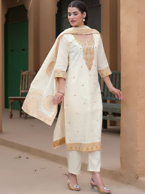 SKYLEE Women Ethnic Motifs Embroidered Regular Thread Work Pure Cotton Kurta with Trousers & With Dupatta - Image 6