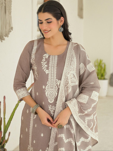 SKYLEE Women Ethnic Motifs Embroidered Regular Thread Work Pure Cotton Kurta with Trousers & With Dupatta
