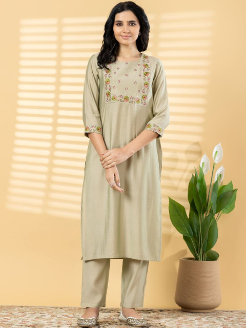 Readiprint Women Ethnic Motifs Embroidered Regular Thread Work Chanderi Silk Kurta with Trousers