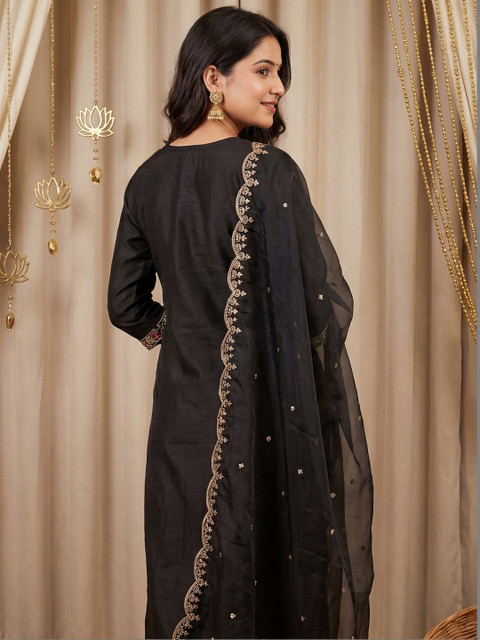 Indo Era Women Ethnic Motifs Embroidered Regular Thread Work Kurta with Trousers & With Dupatta - Image 3
