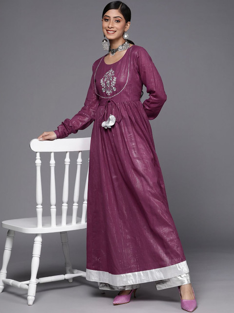 AADVIKA Women Embroidered Thread Work Anarkali Kurta
