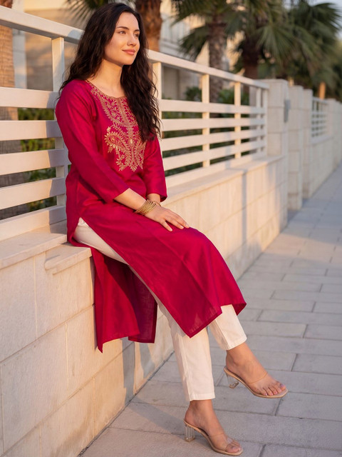 Indo Era Women Embroidered Thread Work Kurta