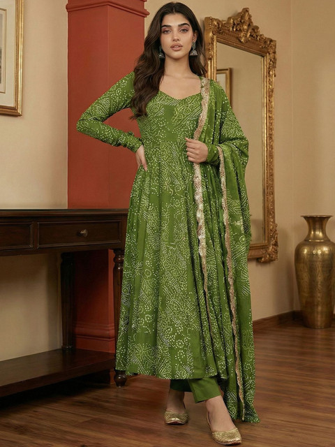 Sangria Women Printed Kurta & Trousers With Dupatta - Image 4