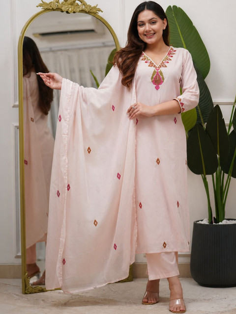 BAESD Women Ethnic Motifs Embroidered Regular Thread Work Kurta with Trousers & With Dupatta