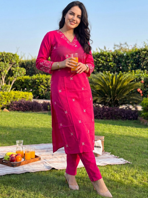 Indo Era Women Floral Embroidered Regular Pure Cotton Kurta with Trousers