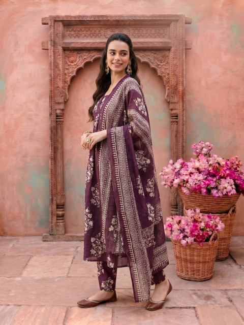 NAVYAAZRI Women Floral Printed Panelled Sequinned Kurta with Trousers & With Dupatta