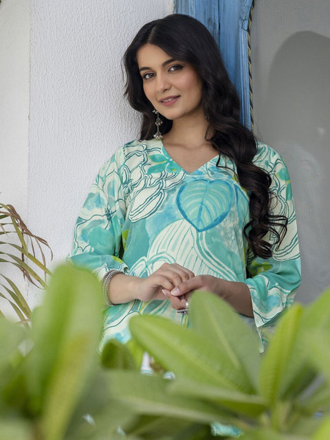 SKYLEE Tropical Printed Tunic with Palazzos