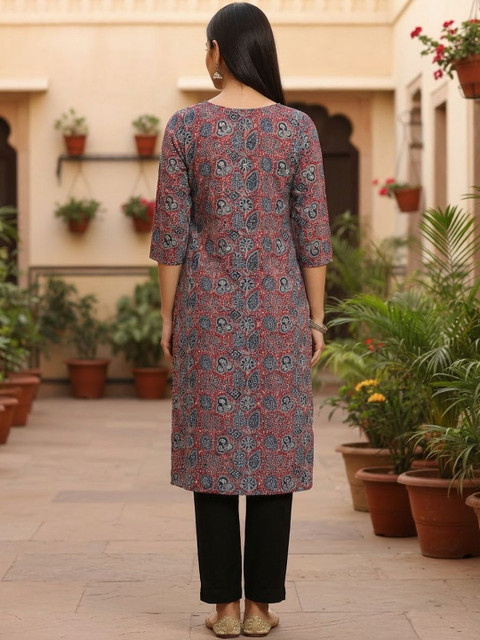 Milvia Women Ethnic Motifs Printed Crepe Kurta - Image 4