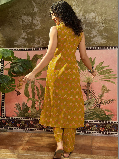 SKYLEE Floral Printed Top with Palazzos - Image 3