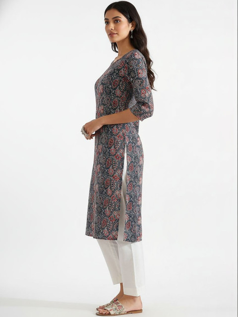 Milvia Women Ethnic Motifs Printed Indie Prints Crepe Kurta - Image 3