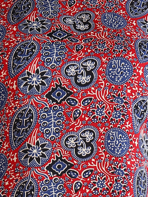 Milvia Women Ethnic Motifs Printed Crepe Kurta - Image 7
