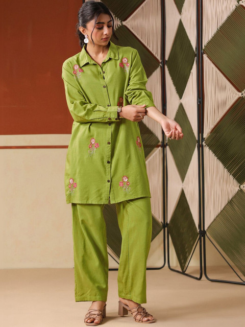 SKYLEE Embroidered Shirt with Trousers - Image 5