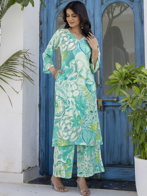 SKYLEE Tropical Printed Tunic with Palazzos - Image 6