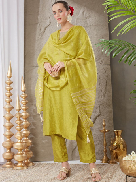 Fabhuman Women Ethnic Motifs Embroidered Regular Thread Work Kurta with Trousers & With Dupatta