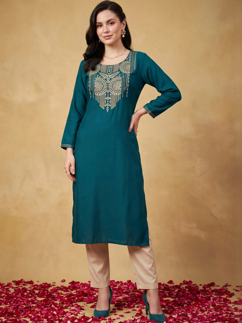 Indo Era Women Embroidered Thread Work Kurta