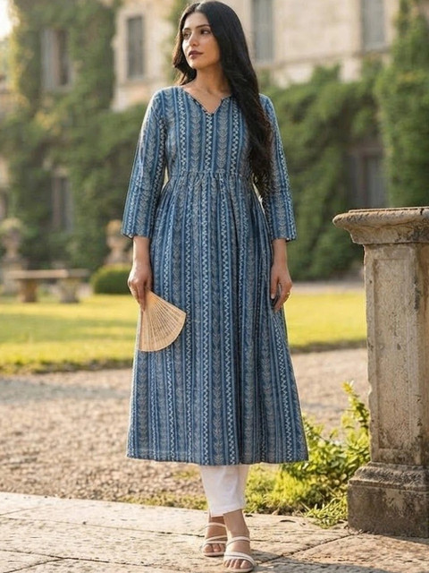 RUNAYA NX Romantic Florals Printed Tunic with Trousers - Image 5