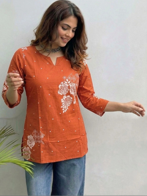 Zyla Women Floral Printed Floral Kurta