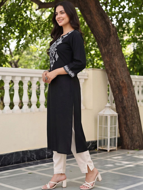 Indo Era Women Ethnic Motifs Embroidered Thread Work Kurta - Image 4