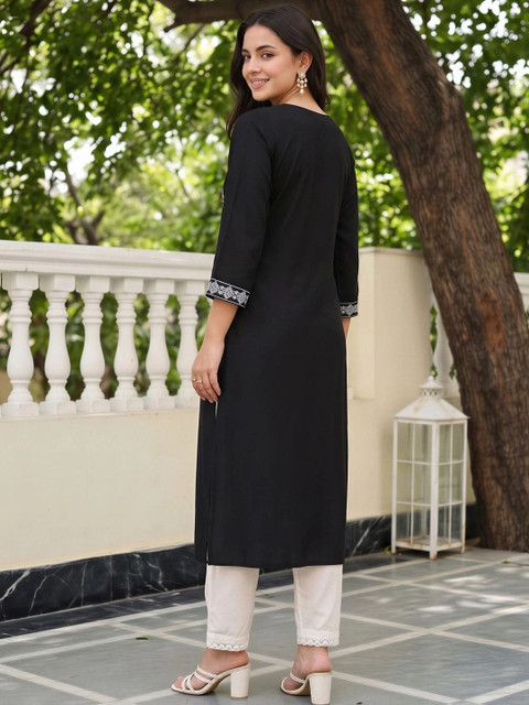 Indo Era Women Ethnic Motifs Embroidered Thread Work Kurta - Image 3