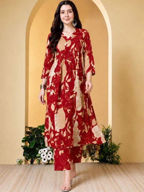 AMOUS Women Floral Printed Empire Kurta with Palazzos - Image 4