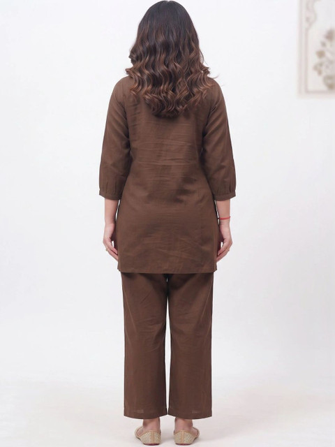 IKLO Cotton Solid Three-Quarter Sleeves Top with Trousers - Image 3