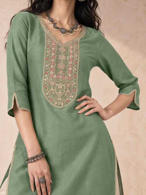 fusion by glitchez V-Neck Floral Zari Embroidered Straight Kurta - Image 4