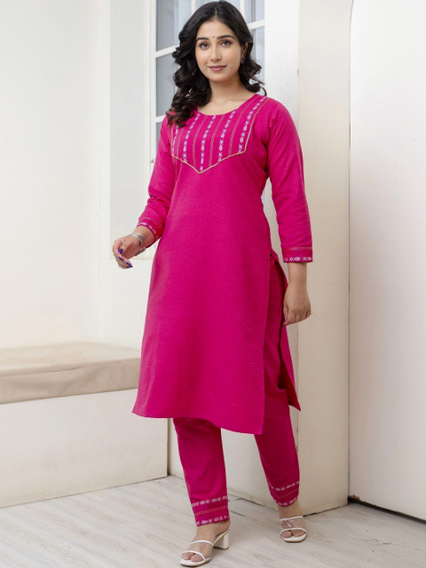Auzanoor Collection Women Ethnic Motifs Embroidered Regular Thread Work Pure Wool Kurta with Trousers - Image 4
