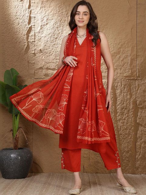 TINRANG Women Floral Regular Pure Cotton Kurta with Trousers With Dupatta - Image 3
