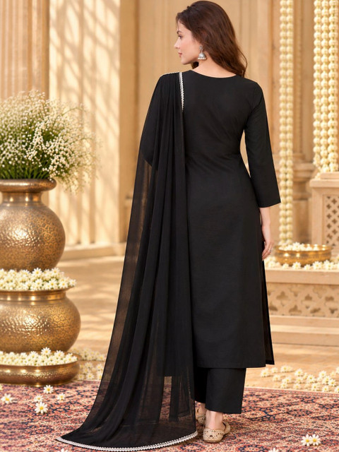 SINGNI Women Ethnic Motifs Thread Work Pure Cotton Kurta with Trousers &Dupatta - Image 2