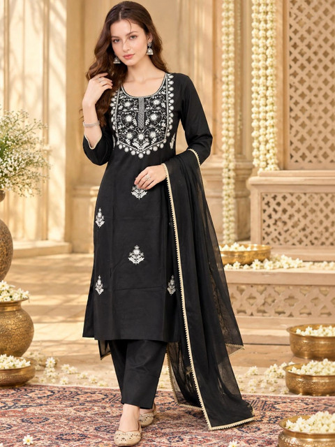 SINGNI Women Ethnic Motifs Thread Work Pure Cotton Kurta with Trousers &Dupatta