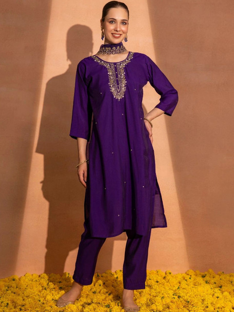 TITTLI Women Embroidered Regular Sequinned Kurta Set