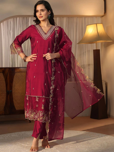Libas Women Ethnic Motifs Embroidered Regular Thread Work Kurta with Trousers & With Dupatta