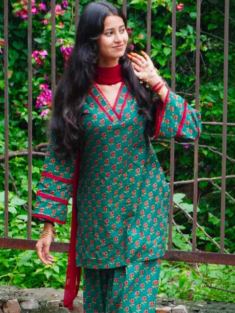 HIMAIRA FASHION Women Floral Printed Regular Pure Cotton Kurta with Patiala & With Dupatta - Image 3