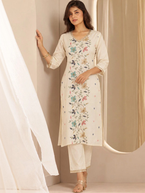 KASIBAA Women Floral Embroidered Regular Sequinned Kurta with Trousers - Image 6