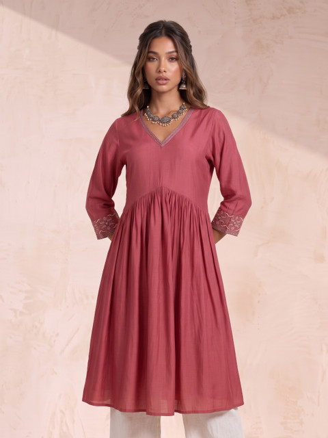 fusion by glitchez V-Neck Thread Work Kurta