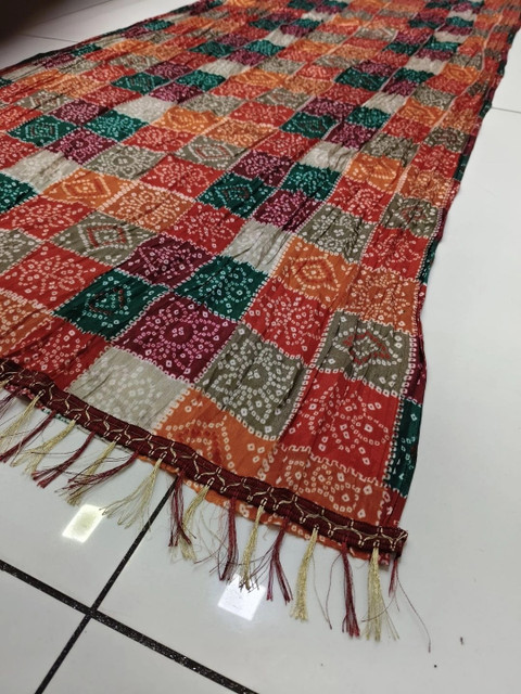 TAMNNA DUPATTA HUB Printed Bandhani Dupatta - Image 5