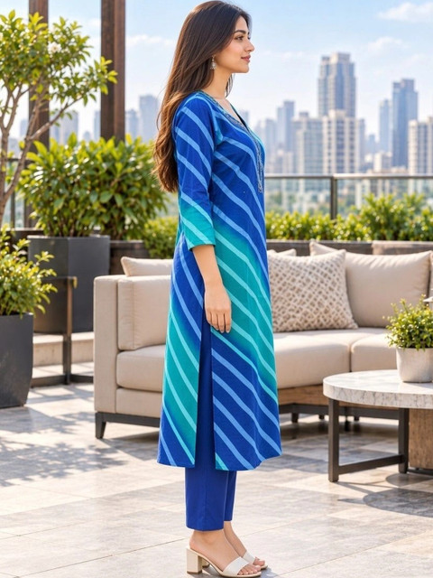 Merira Women Leheriya Printed Thread Work Kurta - Image 7